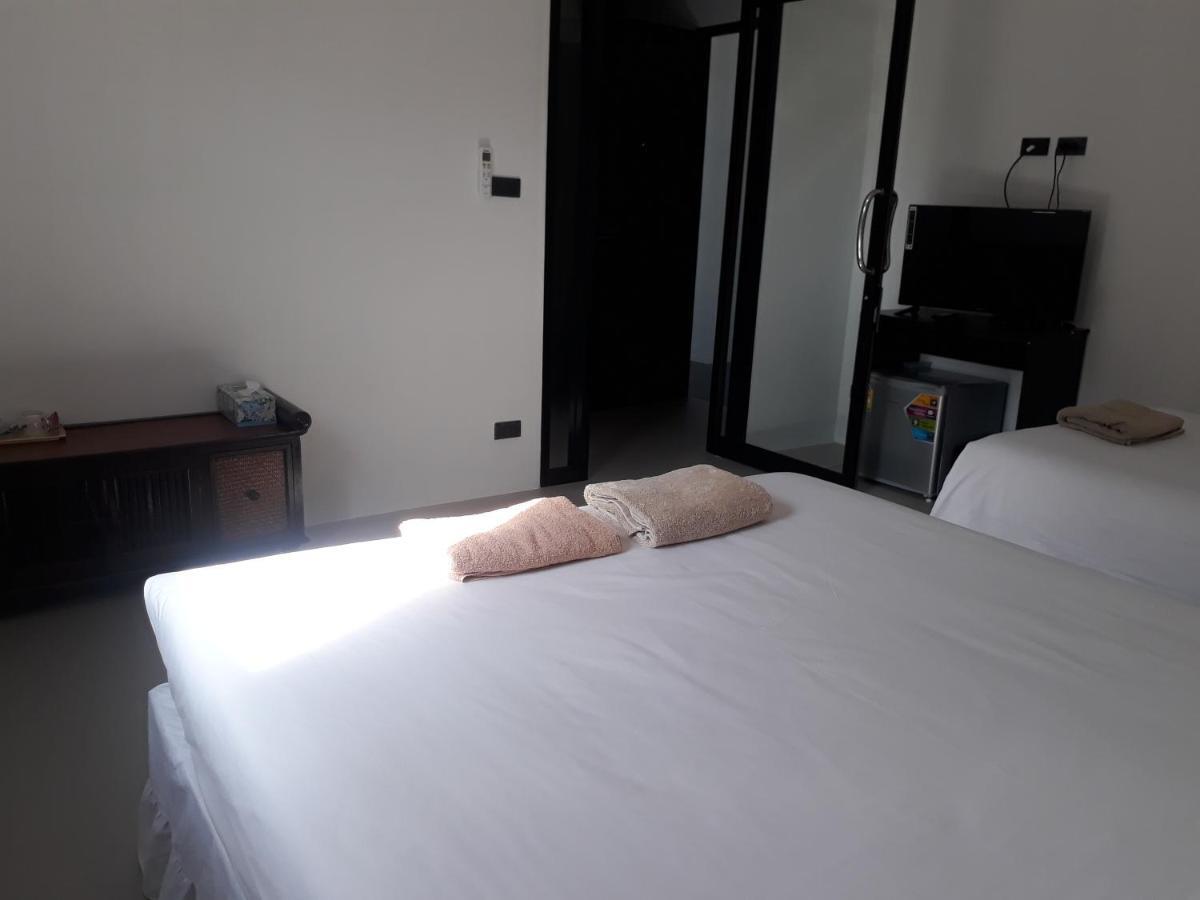 Sunset Marina Resort Плажа Банграк Екстериор снимка